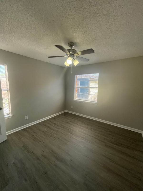 9526 Contessa Drive #06: a room in this apartment, photographed empty.